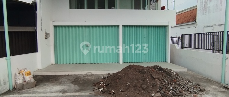 Strategic 2-Story Shop House for Rent on General Sudirman Street 1