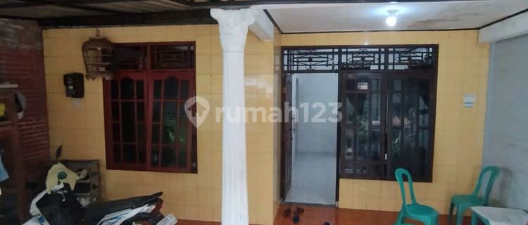 Rumah 1 Lantai 8 Menit ke Rs Colombia Bn 1