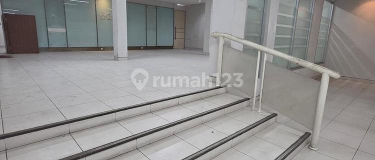 Strategic Business Space in East Semarang 1