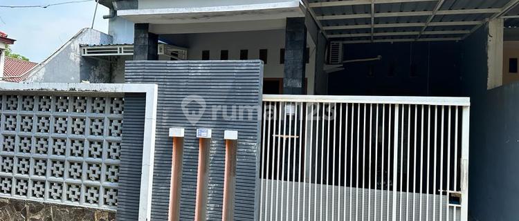 Comfortable Residence Near Tuban City Center 1