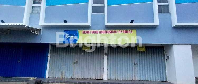 3-Story Shop House Near Urban Area 1