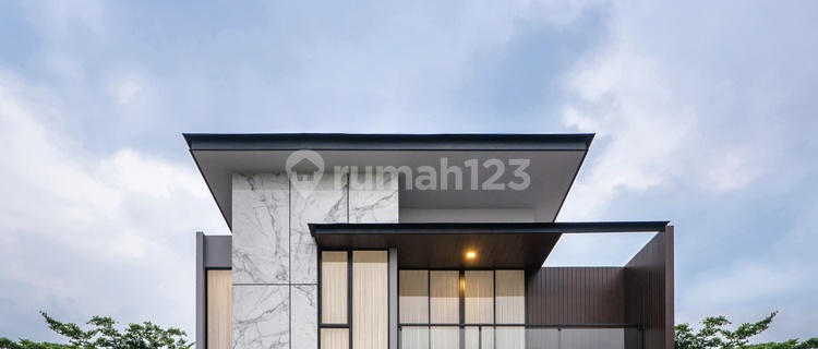 Luxury Home With Strategic Location & Exclusive View 1