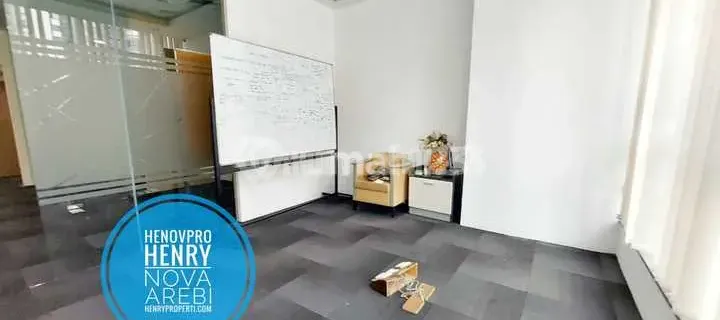 OFFICE APL TOWER 285M2 SEMI FURNISH & RENOV IDR 780JUTA MID FLOOR 1