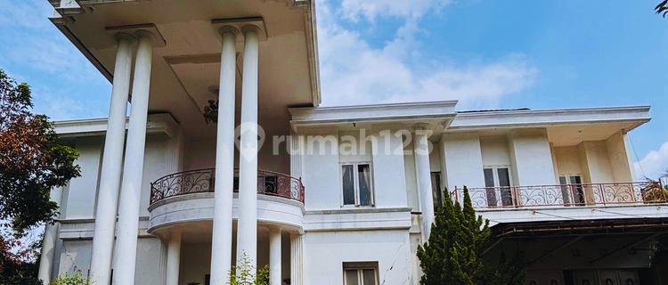 Ready-to-Occupy 735 m2 House in Depok, Comfortable and Strategic Location! 1