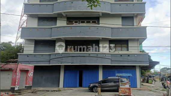 For Sale Ex-Supermarket Building 1,405 M Land Certificate, Strategic Location 1