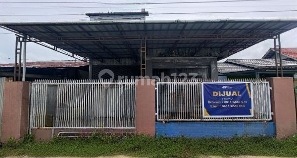 For Sale: Move-In Ready House in Pontianak for Rp 900 Million! 1