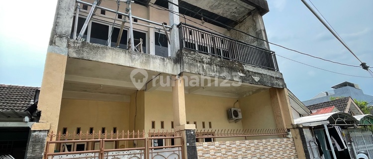 Dijual Cepat Rumah Dua Lantai Di Tengah Kota Jalan Sultan Hasanuddin Dekat Kampus Unismuh Dan Mall Mp  1