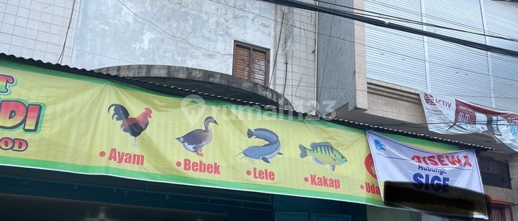 For Rent 3-Story Shop House in Downtown Makassar Jl Andalas 1