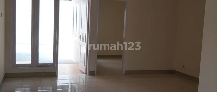 Rumah Strategis Siap Huni di Cluster Taman Sari Harapan Indah Bekasi 1
