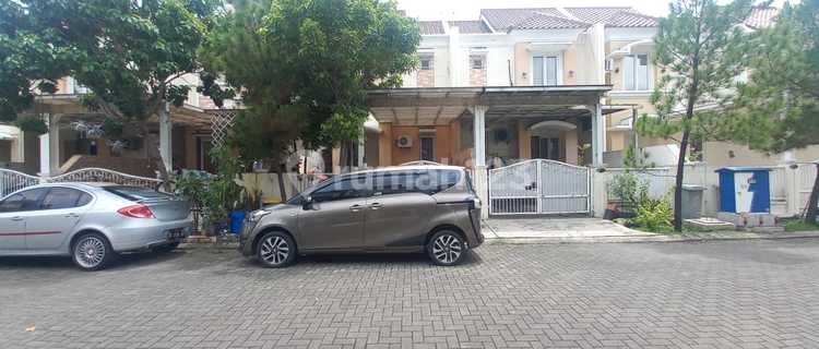 Disewakan Rumah 2 Lantai Di The Royal Cakung, Jakarta Timur 1