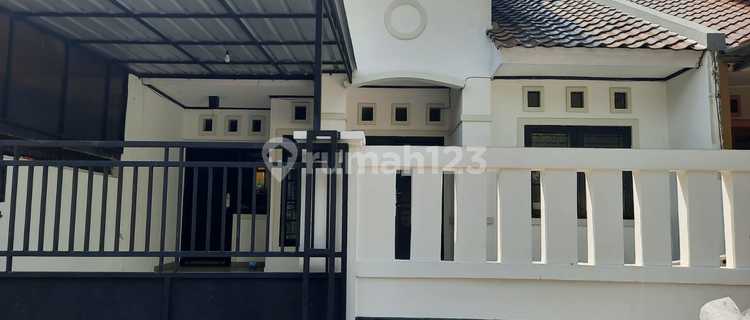 Rumah di Metland Menteng , Cakung, Jakarta Timur 1