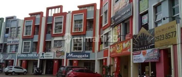 For Rent: Newton Shophouse for Boarding House Business Near UMN Gading Serpong Campus 1