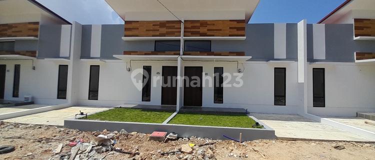 Disewakan Rumah di Central Laguna Hills Tembesi Batam Kepri Rumah Kontrakan HGB di Perumahan Central Laguna Hills, Jl. Raya Trans Balerang, Tembesi, Sagulung, Kota Batam, Kepulauan Riau, Indonesia, 29439, Sagulung Rumah Kontrakan HGB di Perumahan Central 1