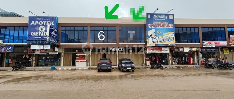 For Rent: 3.5-Story Shop House in Bengkong Laut 1