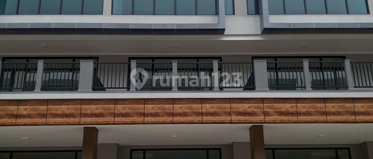 For Rent: Crystal Sumarecon Bekasi Shop House 1