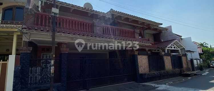 For Quick Sale: Serene and Move-In Ready House in East Tebet Dalam Area, South Jakarta 1