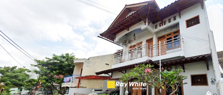 Disewakan Rumah Full Furnished di Penumping Laweyan  1