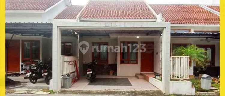 House for Rent in Dealova Housing, Kartasura 1