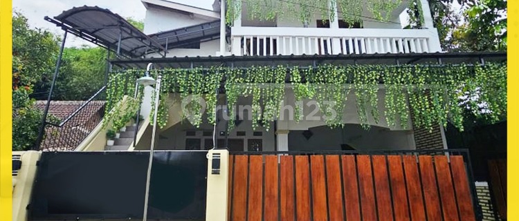 For Sale Exclusive Furnished 2-Story Boarding House in Kartasura Near Campus 1