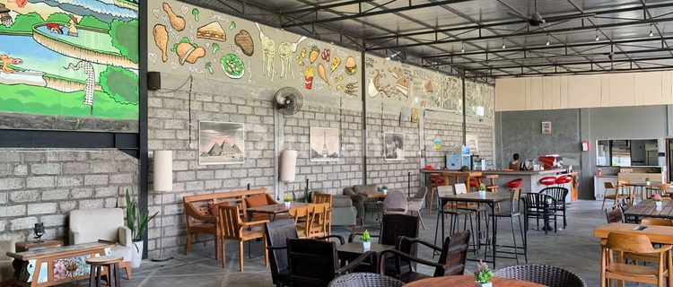 Strategic Shophouse for Rent – Premium Location, Ideal for Business 1