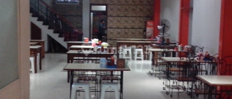 Strategic Shop House in the Central Trading Area of Bandung City 1
