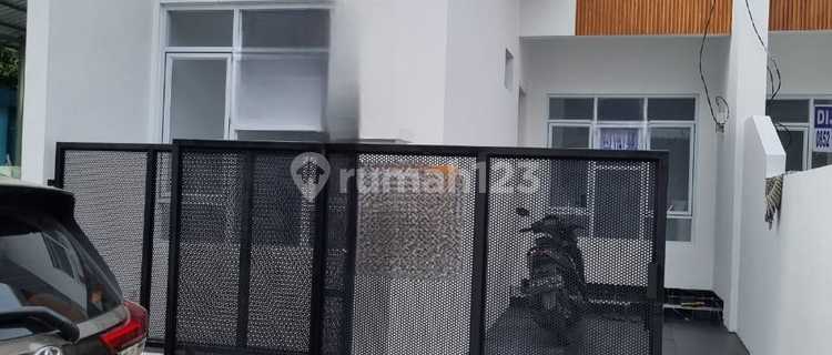 Ready-to-Live Minimalist House in Harapan Indah Bekasi 1