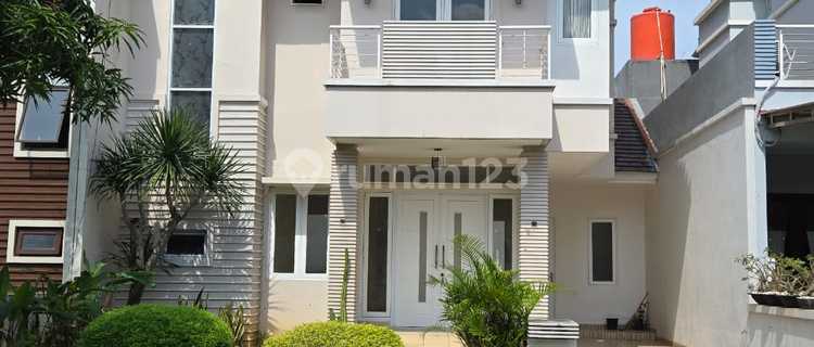 Nice Ready-to-Live House in Heliconia Cluster Harapan Indah 2 Bekasi 1