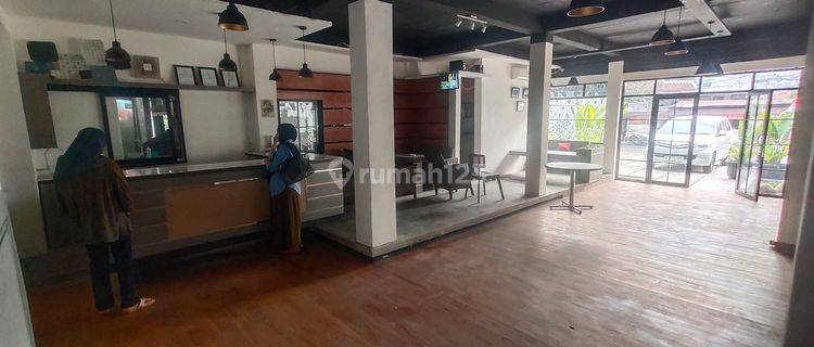 Cilandak Ruko 2 Lantai, Cocok Buat Kantor, Coffeeshop, Parkir Luas 1