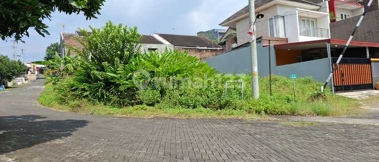 Land 192m2 Ready to Build Suitable for Established Families 1