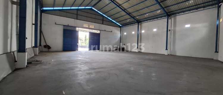 Strategic Warehouse Ready to Use in Bawen Near Toll Gate Access 1
