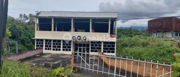 A strategically located shop house is suitable for use as a business place. 1