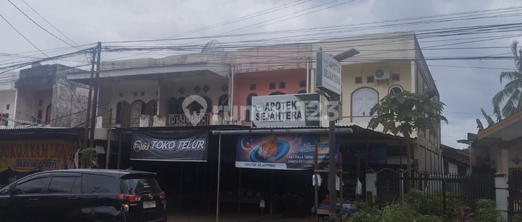 Shop house with a strategic location in the South Jambi area 1