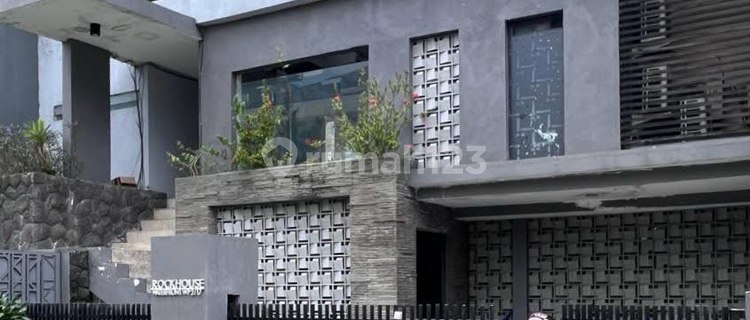 3-Story Boarding House Near Ciputra University Waterfront Citraland 1