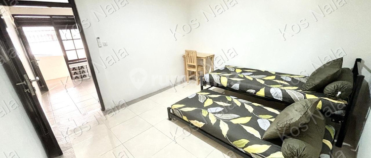 Nala Girls' Dorm with Free Laundry and Cleaning Service, Ulujami, South Jakarta 1