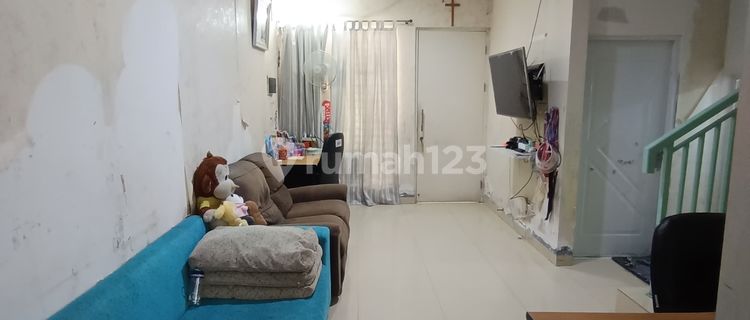 OWNER TRANSFERRED. MUST SELL THIS MONTH!! House in Modernland 1