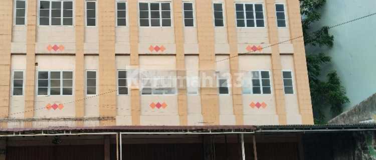 3-STORY SHOPHOUSE FOR SALE 1/2/3 UNITS (GARUDA SAKTI STREET) 1