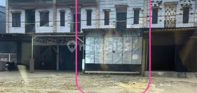 2-Story Shop House in Kendari City, Southeast Sulawesi, Strategic Location Near Market 1