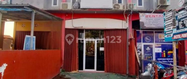 For Sale Cheap 3-Story Shophouse Strategic Location in Bustling Area 1