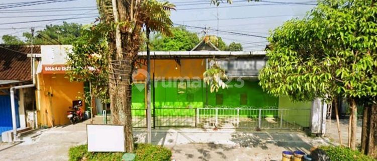 Downtown Shop House Pandanaran Street Boyolali 1