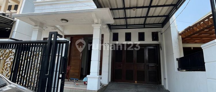 Spacious & Comfortable 6 BR Residence in East Jakarta with Complete Access 1