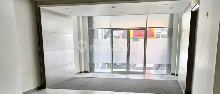 For Rent! Strategic Move-in Ready Shop House for Business in Alam Sutera 1