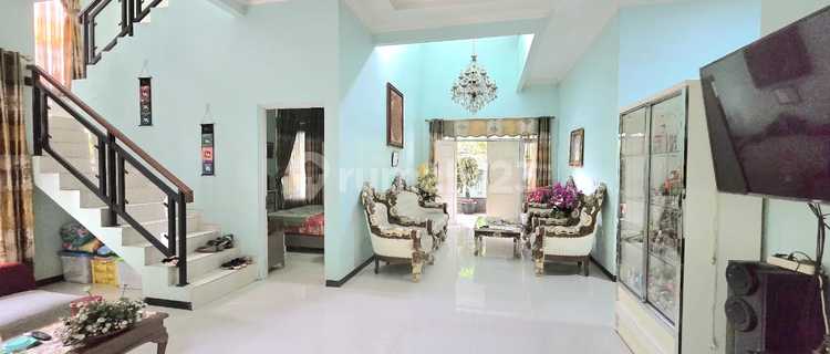 Rumah 2 Lantai Eksklusif Lokasi Strategis di Perumahan Metland Menteng - Cakung, Jakarta Timur 1