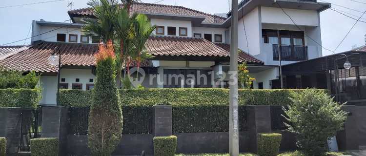 Dijual Rumah Dalam Komplek Samping Tol Pasteur 1