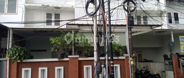 Affordable Kos in West Jakarta, Ready to Occupy, Suitable for Investment. 1