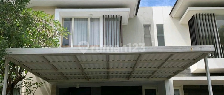 For Sale/Rent Furnished 4BR House in Pelican Hill Citraland Surabaya 1