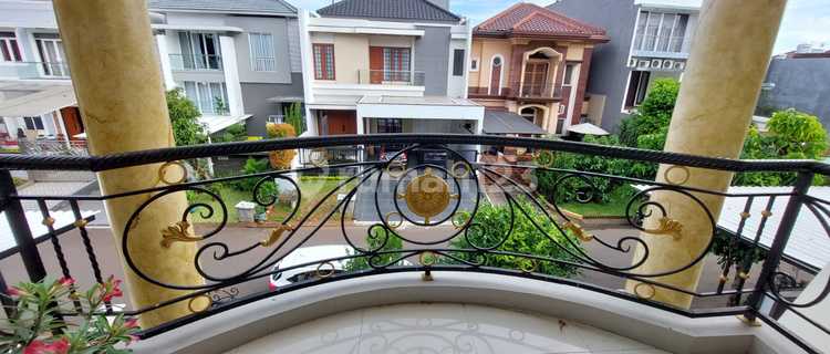 Dijual Rumah Cantik, Siap Huni, Bangunan Mandiri Di Sapphire Pondok Hijau Golf Gading Serpong 1