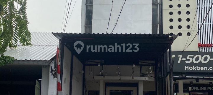 FOR RENT: 3.5-STORY SHOPHOUSE IN TEBET RAYA NEAR THE STATION 1