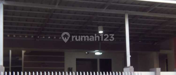 Rumah Bagus 2 1/2 Lantai Cluester Poris 1