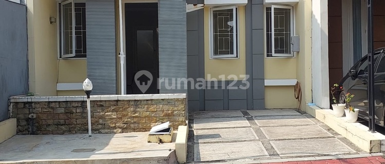 Rumah Siap Pakai Bagus Rapi Dalam Cluster di Legenda Wisata 1