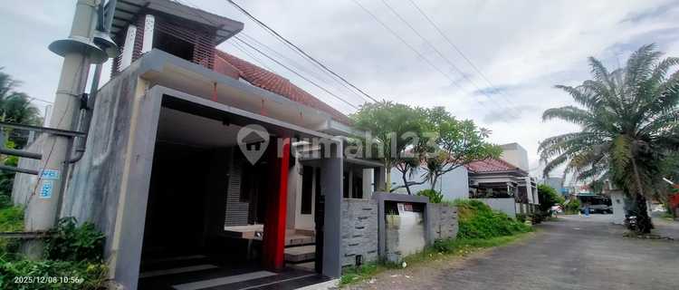 Rumah Bagus Furnished SHM Dadapan Kabat, Banyuwangi 1